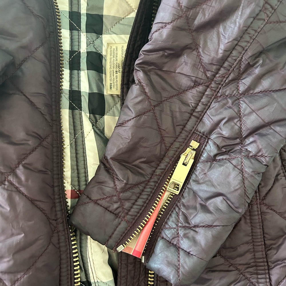Burberry coat - Picture 8 of 10